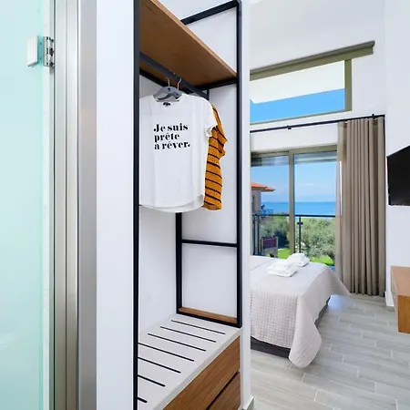 Hotel Albatros House *